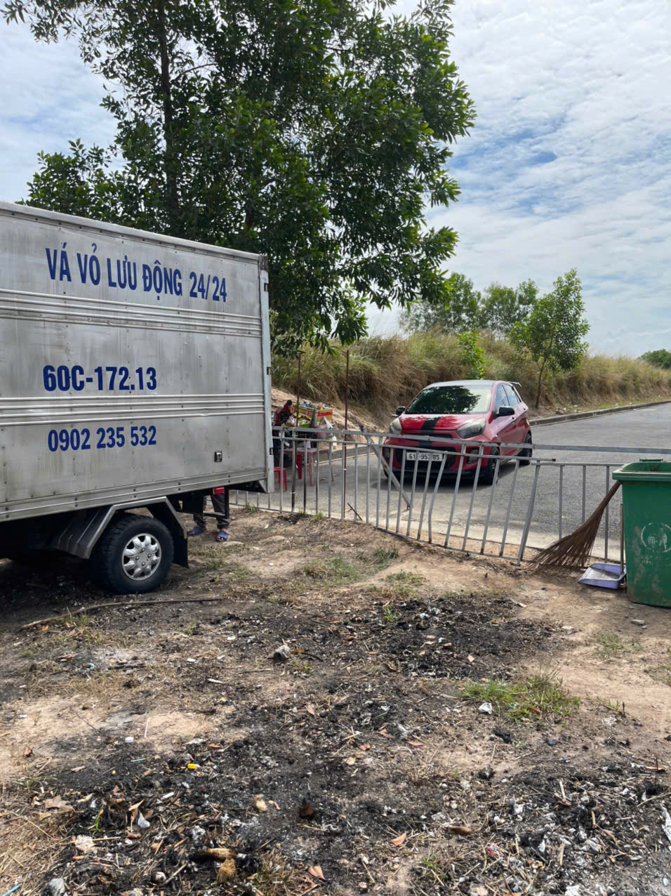 VÁ VỎ LƯU ĐỘNG 24/24 THÀNH CÔNG