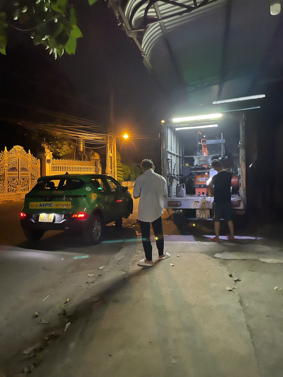 VÁ VỎ LƯU ĐỘNG 24/24 THÀNH CÔNG